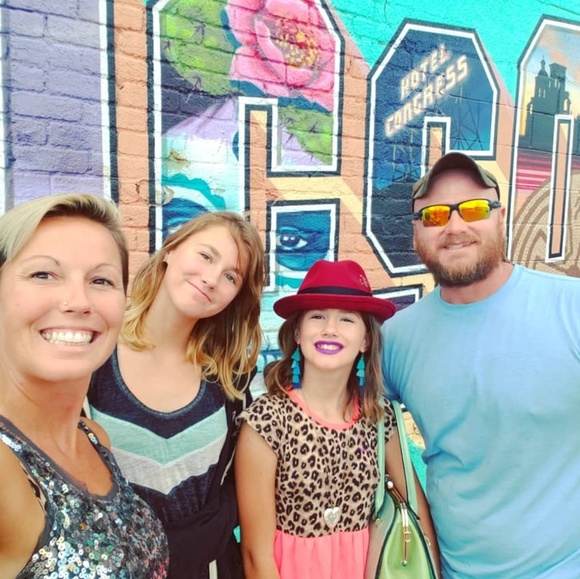 Meet your Posher, Ryon - Picture 5 of 8